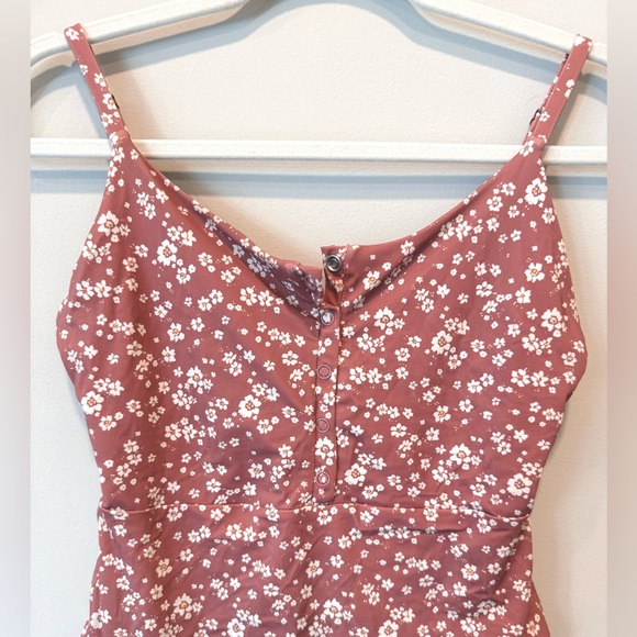 Andie The Snap Ditzy Floral Mauve One Piece Swimsuit - Medium - Picture 2 of 8